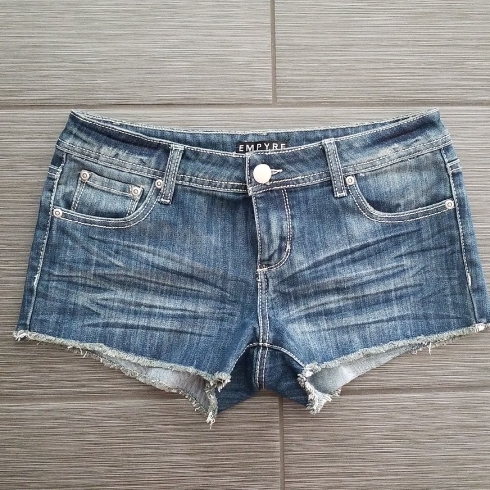 EMPYRE Cutoff Shorts Size 9